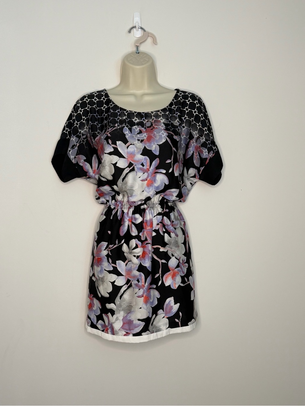 DKNYC Black Floral Elastic-Waist Mini Dress